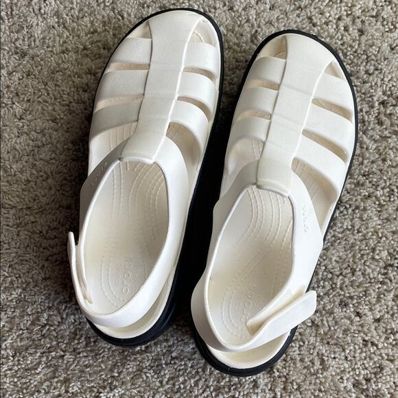 CROCS NWOT Women's White & Black Platform Stomp Fisherman Sandals Size 10 - Picture 2 of 5